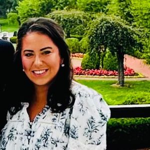 Meet your Posher, Caroline